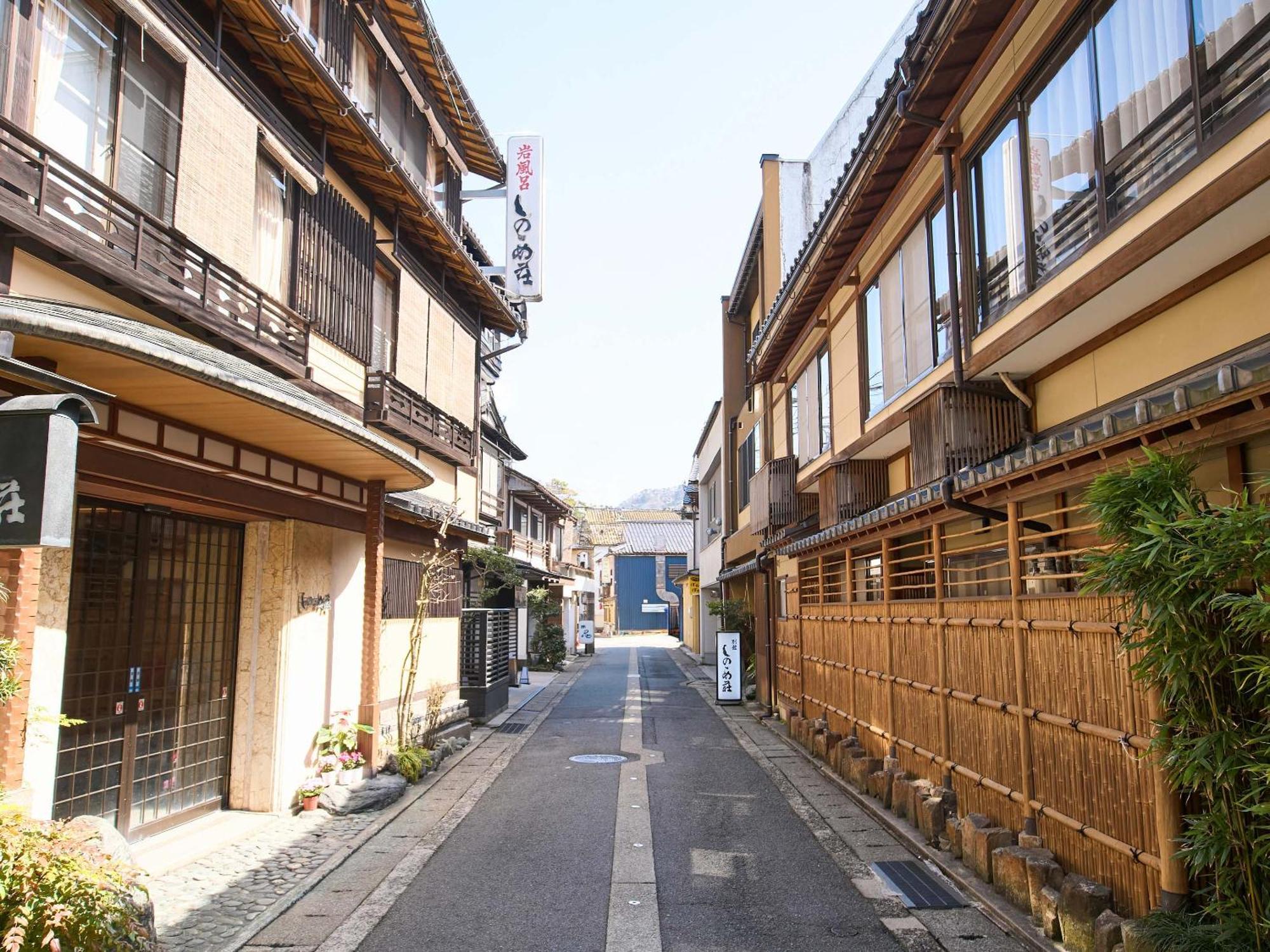 Hotel Sinonomesou Toyooka  Esterno foto